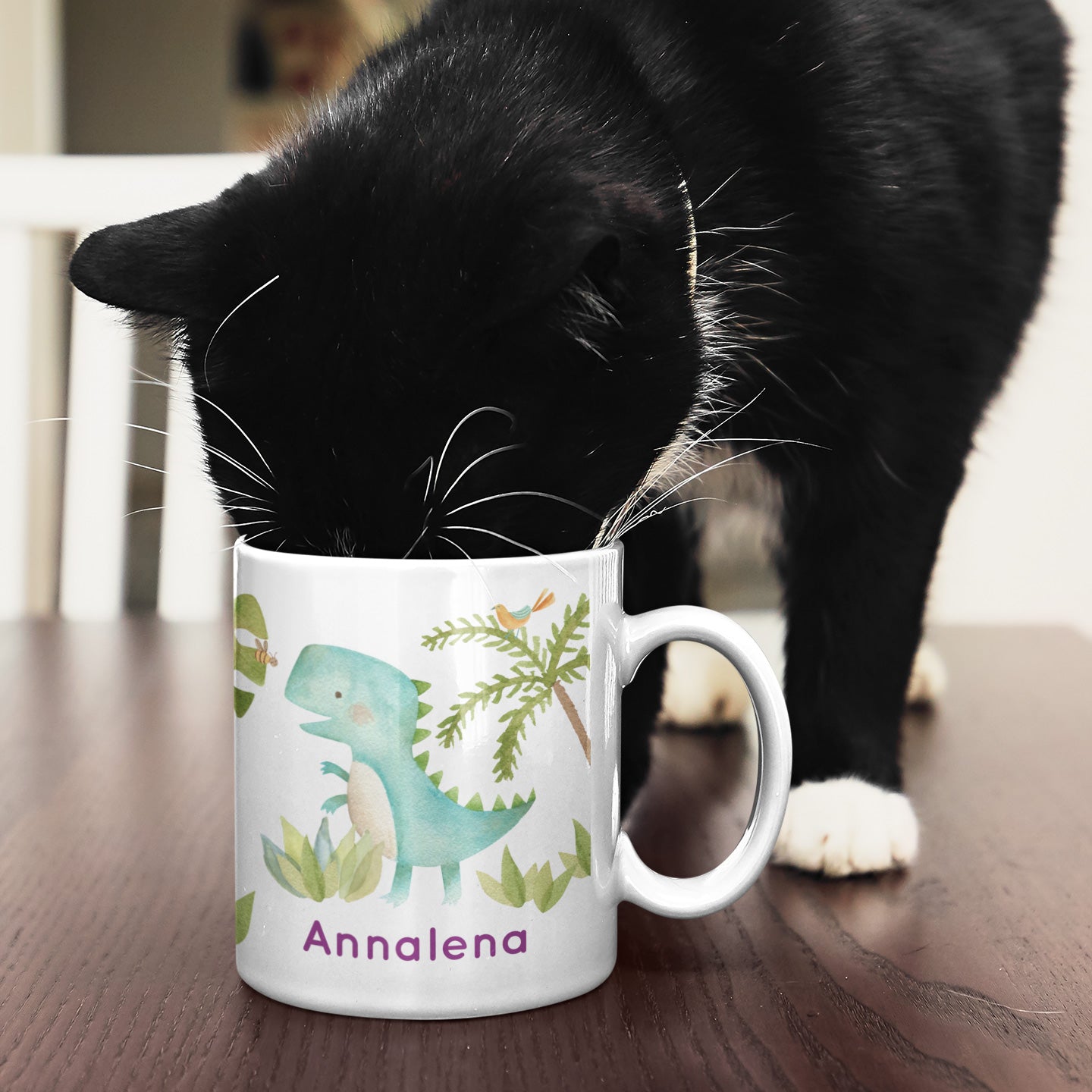 Personalisierte Kindertasse mit Namen – verschiedene Aquarell-Welten - kinder-druckerei.de