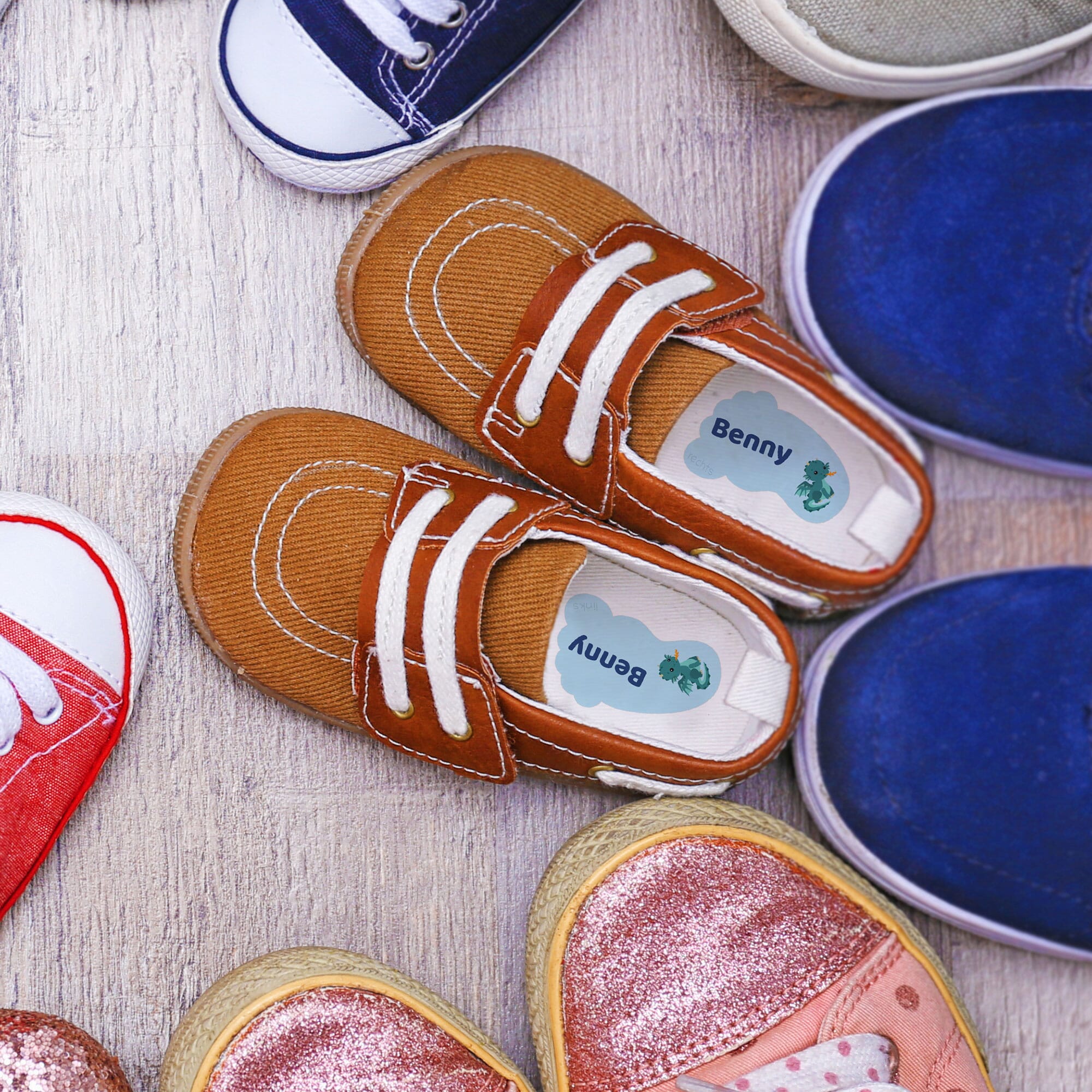 Schuh-Etiketten mit Kindermotiv und Namen