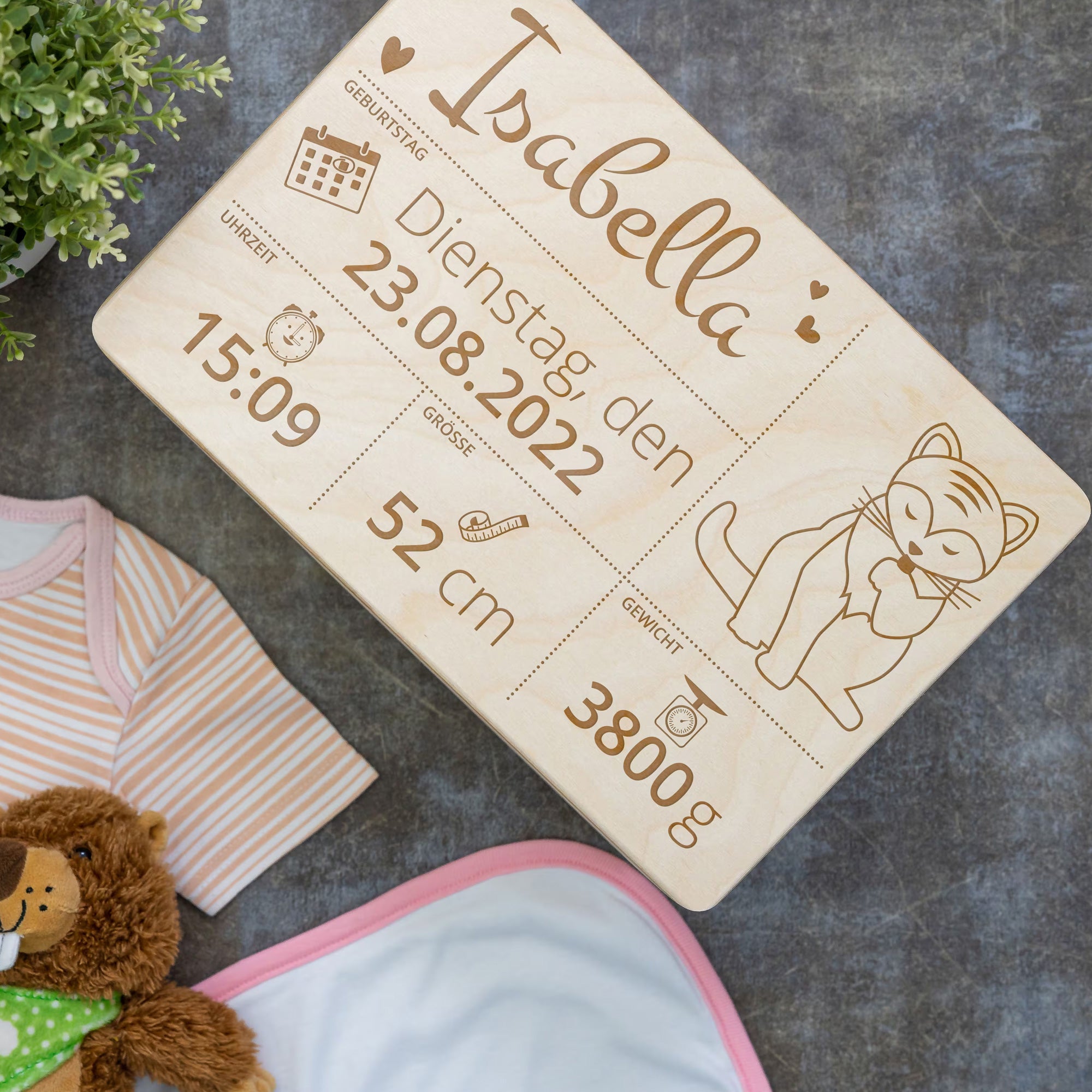 Erinnerungskiste Baby aus Holz mit Kindermotiv & Gravur